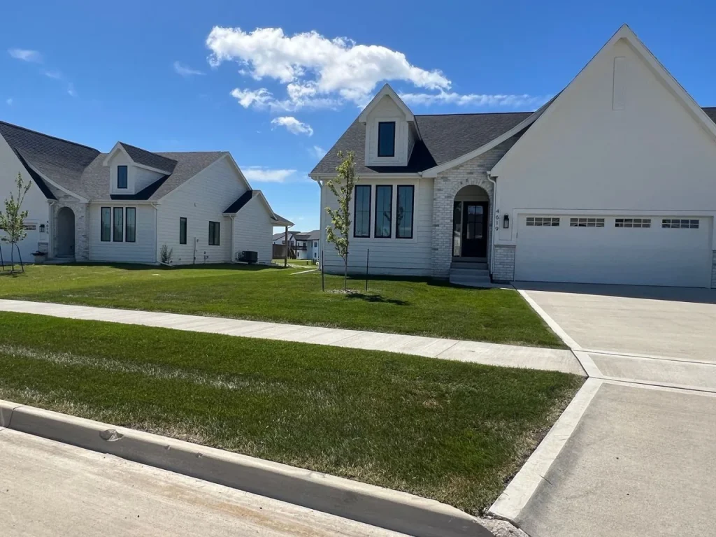 Stretch Property Maintenance performed weekly mowing in Ankeny, IA a little West of the Hidden Creek neighborhood in Ankeny.